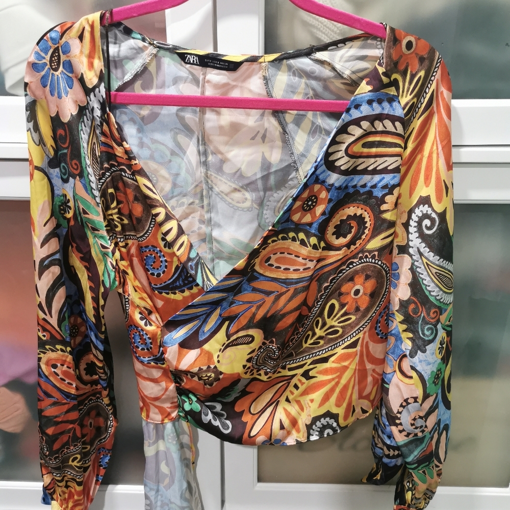 Zara crop top Size S